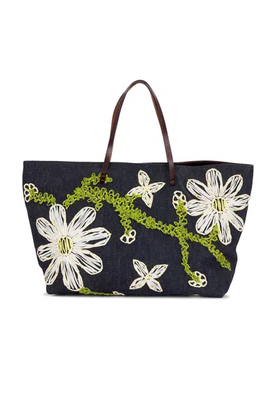 Pre-owned Fendi Flower Embroidered Denim Tote Bag In Blue