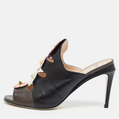 Pre-owned Fendi Flowerland Size 37.5 Black Leather Slide Sandals