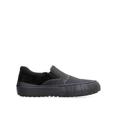 Pre-owned Fendi Force Sneakers In Black