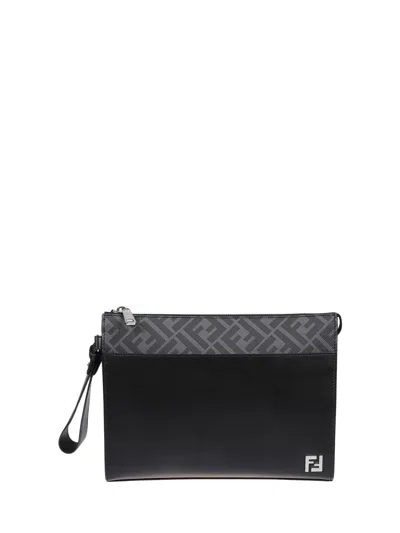 Fendi Frizione Quadrata In Black