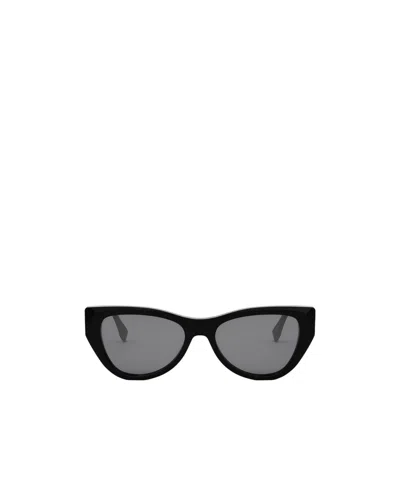 FENDI FENDI EYEWEAR CAT-EYE FRAME SUNGLASSES