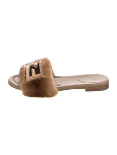 Pre-owned Fendi Fur Slides In Brown
