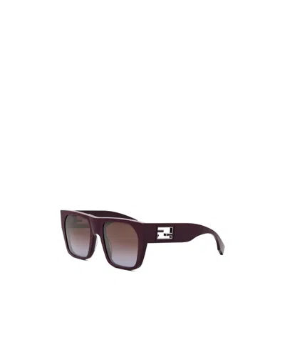 Fendi Geometric Frame Sunglasses In Black
