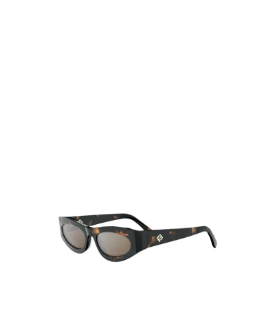 Fendi Geometric Sunglasses In Brown
