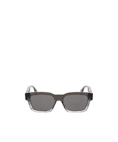 Fendi Geometric Sunglasses In Gray