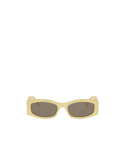 Fendi Geometric Sunglasses In Yellow