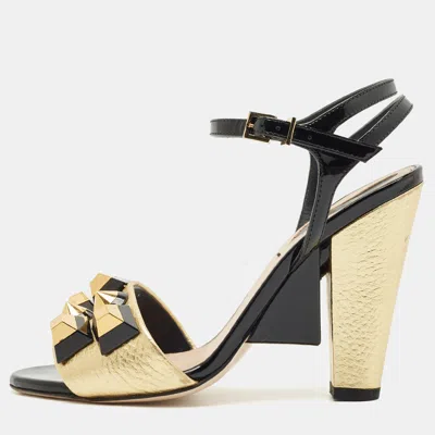 Pre-owned Fendi Gold/black Leather And Patent Studded Ankle Strap Sandals Size 35