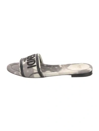 Pre-owned Fendi Graphic Print Embroidered Accent Slides In Gray