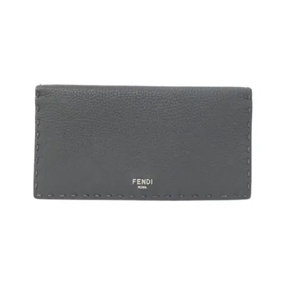 Pre-owned Fendi Gray Leather Long Wallet (bi-fold) ()