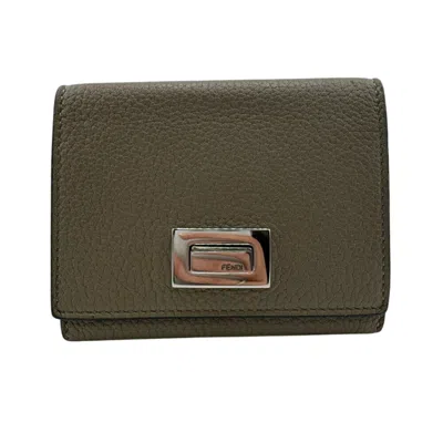 Pre-owned Fendi Grayish Leather Card Wallet ()