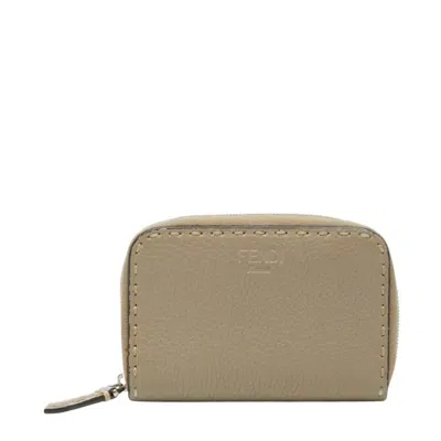 Pre-owned Fendi Grayish Leather Coin Purse/coin Case ()