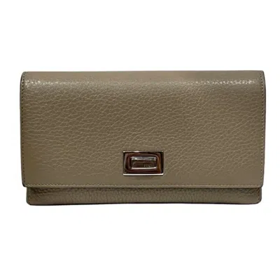 Pre-owned Fendi Grayish Leather Long Wallet (bi-fold) ()