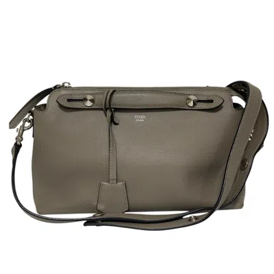 Pre-owned Fendi Grayish Leather Shoulder Bag ()