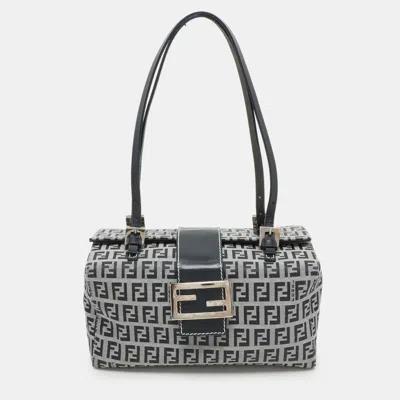 Pre-owned Fendi Grey Canvas Box Baguette Top Handle Bag