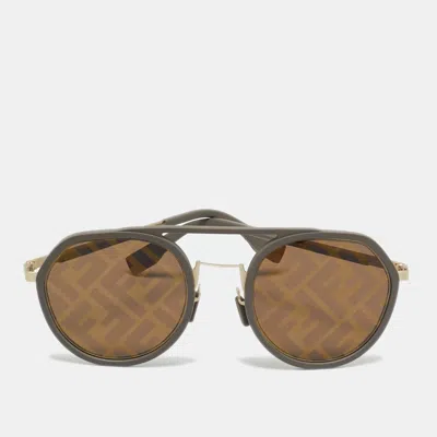 Pre-owned Fendi Grey Fe40040u Round Sunglasses In Gray