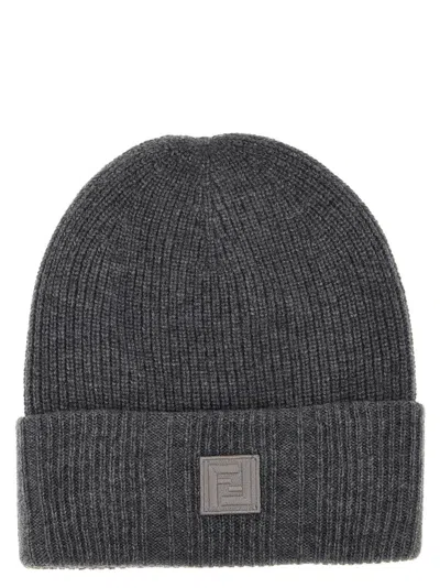 FENDI GREY LOGO PATCH BEANIE CAP