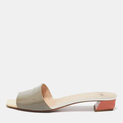Pre-owned Fendi Grey Patent Leather Slide Sandals Size 41