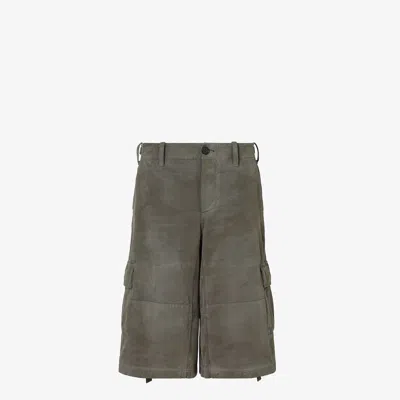 Fendi H26 Cargo Shorts In Gray