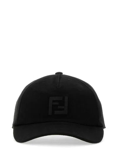 Fendi Logo Embroidery Cap In Black