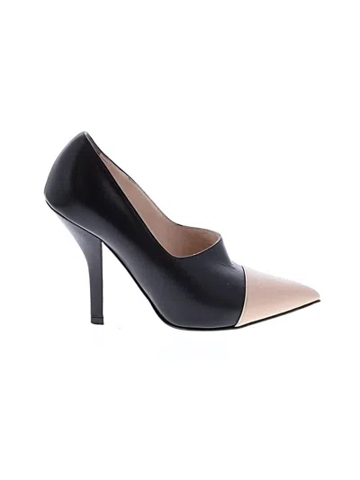 Pre-owned Fendi Heels In Black