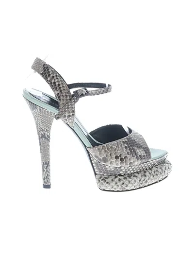 Pre-owned Fendi Heels In Silver