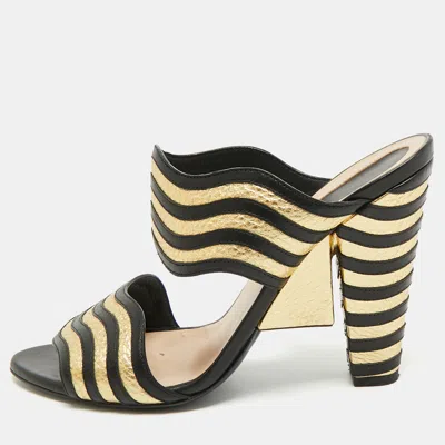 Pre-owned Fendi Hypnosis Size 38.5 Black/gold Leather Slide Sandals