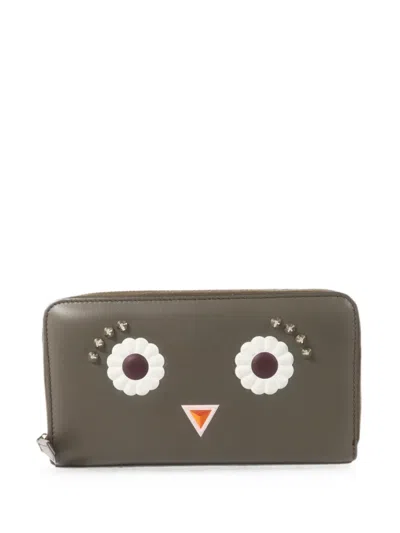 Pre-owned Fendi Hypnoteyes Studded Wallet In Grey