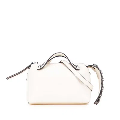 Pre-owned Fendi Ivory Leather Handbag Shoulder Bag () In White