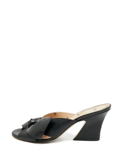 Pre-owned Fendi Karligraphy Bow Leather Sandals In Black