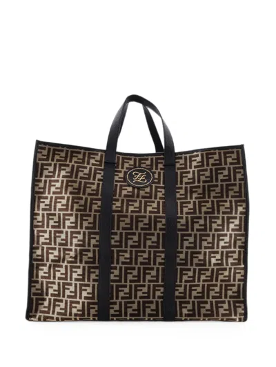 Pre-owned Fendi Karligraphy Metallic Zucca Canvas Large Tote Bag In ブラウン