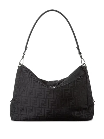Fendi Shoulder Bag With Adjustable Strap And Metal Hardware In Black