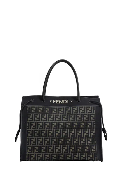 Fendi Large Magic Shopper Bag In Black