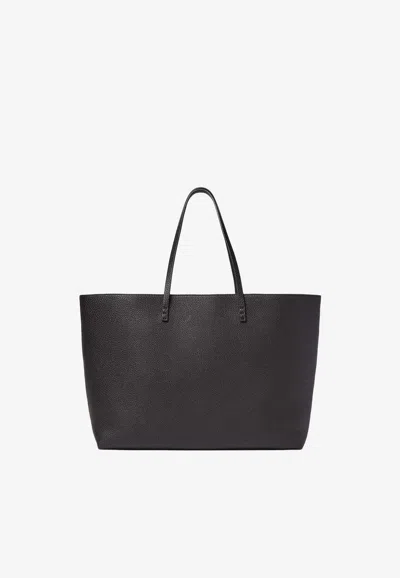 Fendi Large Roll Tote Bag In Grained Leather In Black
