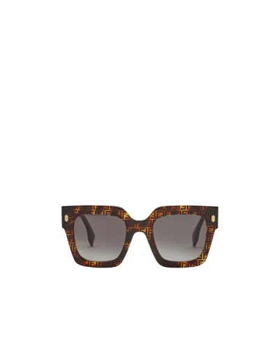 Fendi Large Roma Sunglasses In Gray