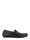 Fendi Round Toe Textured Leather Loafers In Black