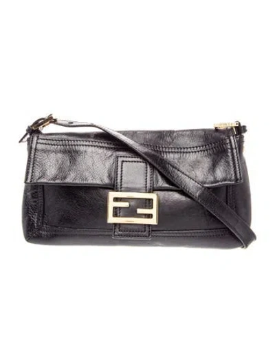 Pre-owned Fendi Leather Baguette Large In Black