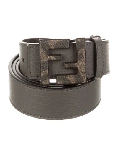 Pre-owned Fendi Leather Belt Kit In Brown