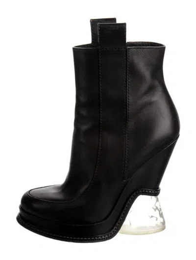Pre-owned Fendi Leather Boots In Black