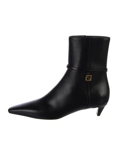 Pre-owned Fendi Leather Boots In Black
