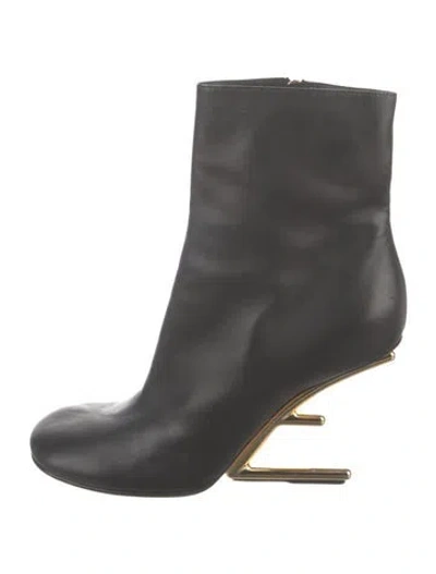 Pre-owned Fendi Leather Boots In Black