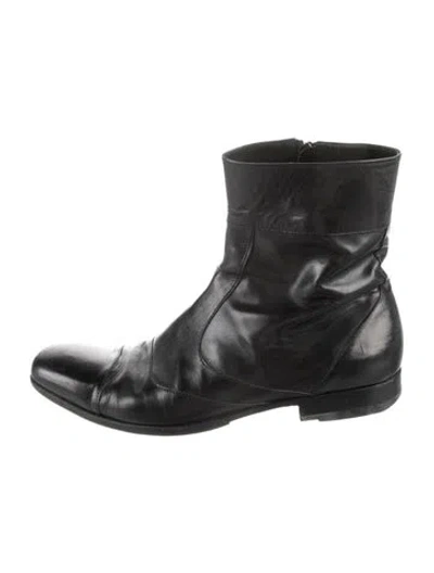 Pre-owned Fendi Leather Boots In Black