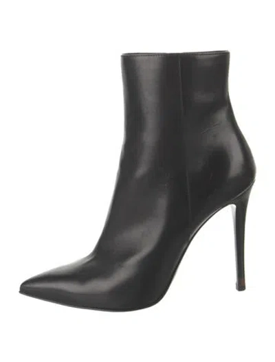 Pre-owned Fendi Leather Boots In Black