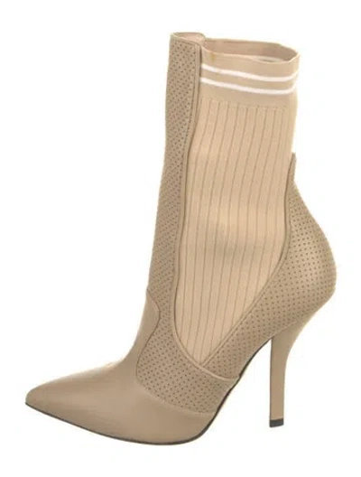 Pre-owned Fendi Leather Boots In Neutrals
