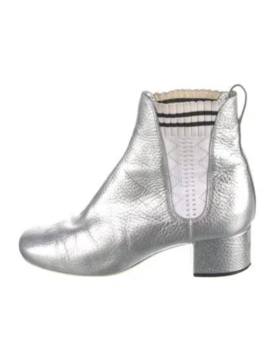 Pre-owned Fendi Leather Chelsea Boots