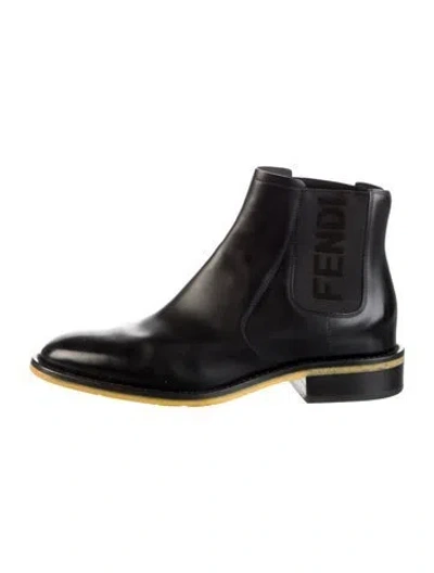 Pre-owned Fendi Leather Chelsea Boots In Black