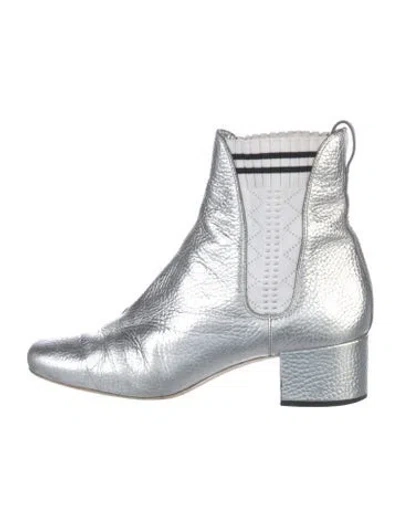 Pre-owned Fendi Leather Chelsea Boots In Silver/white