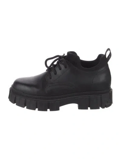 Pre-owned Fendi Leather Chunky Sneakers In Black