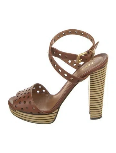 Pre-owned Fendi Leather Colorblock Pattern Pumps In Brown