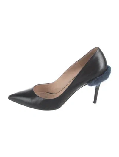 Pre-owned Fendi Leather Fur Trim Pumps In Black
