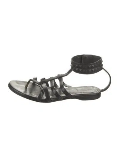 Pre-owned Fendi Leather Gladiator Sandals In Black